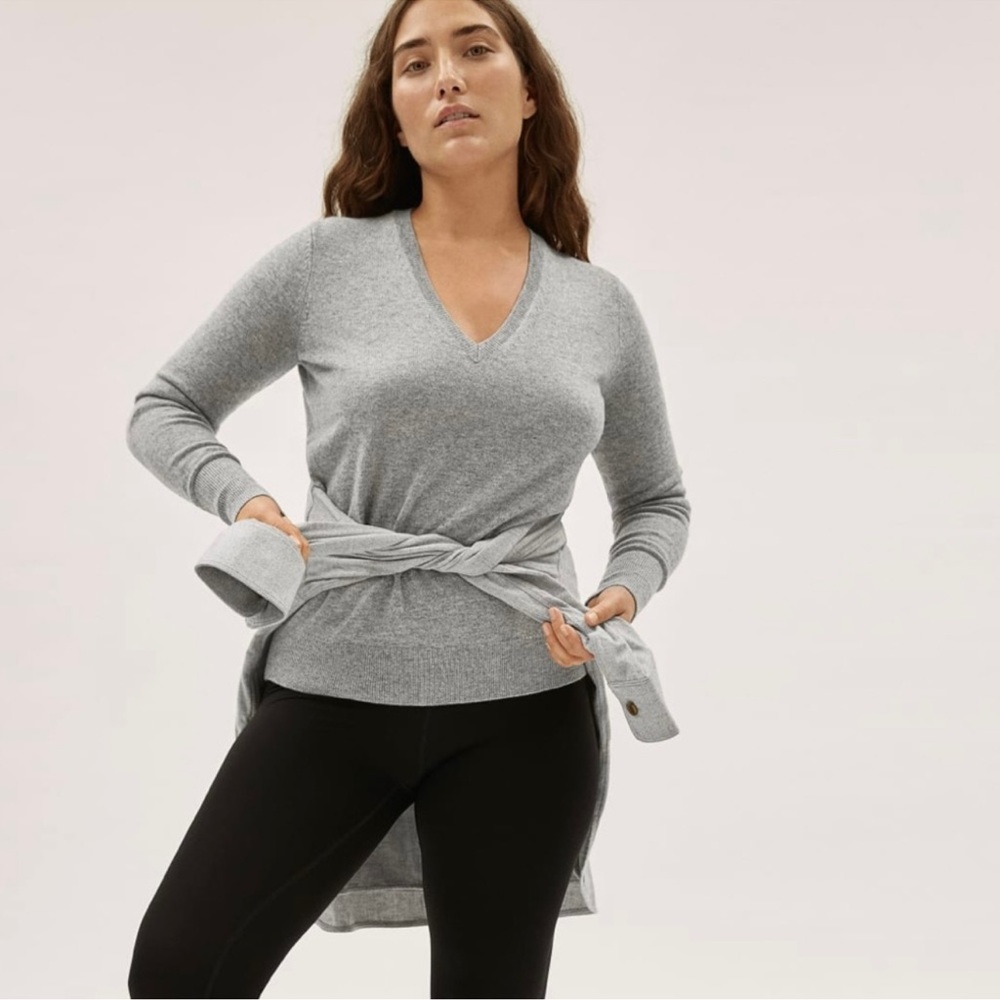 Everlane Women’s V-Neck Cashmere Sweater Size Small - Picture 2 of 10